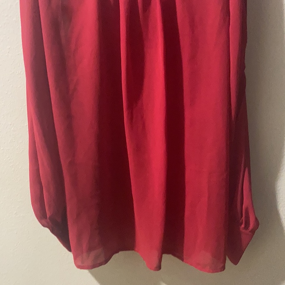 Red blouse - Picture 2 of 8